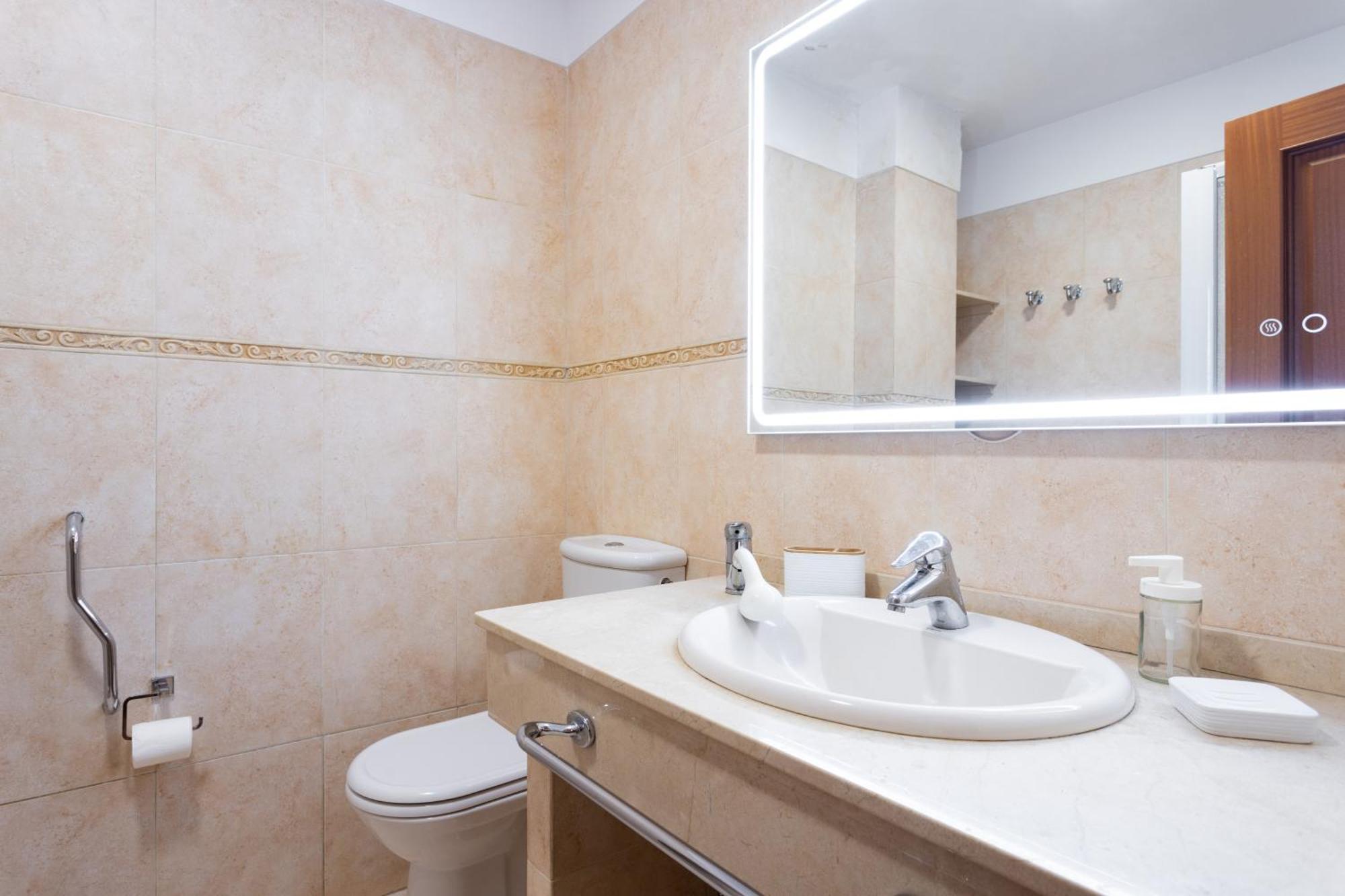 Home2Book Design & Luminous Apt Santa Cruz Center 외부 사진